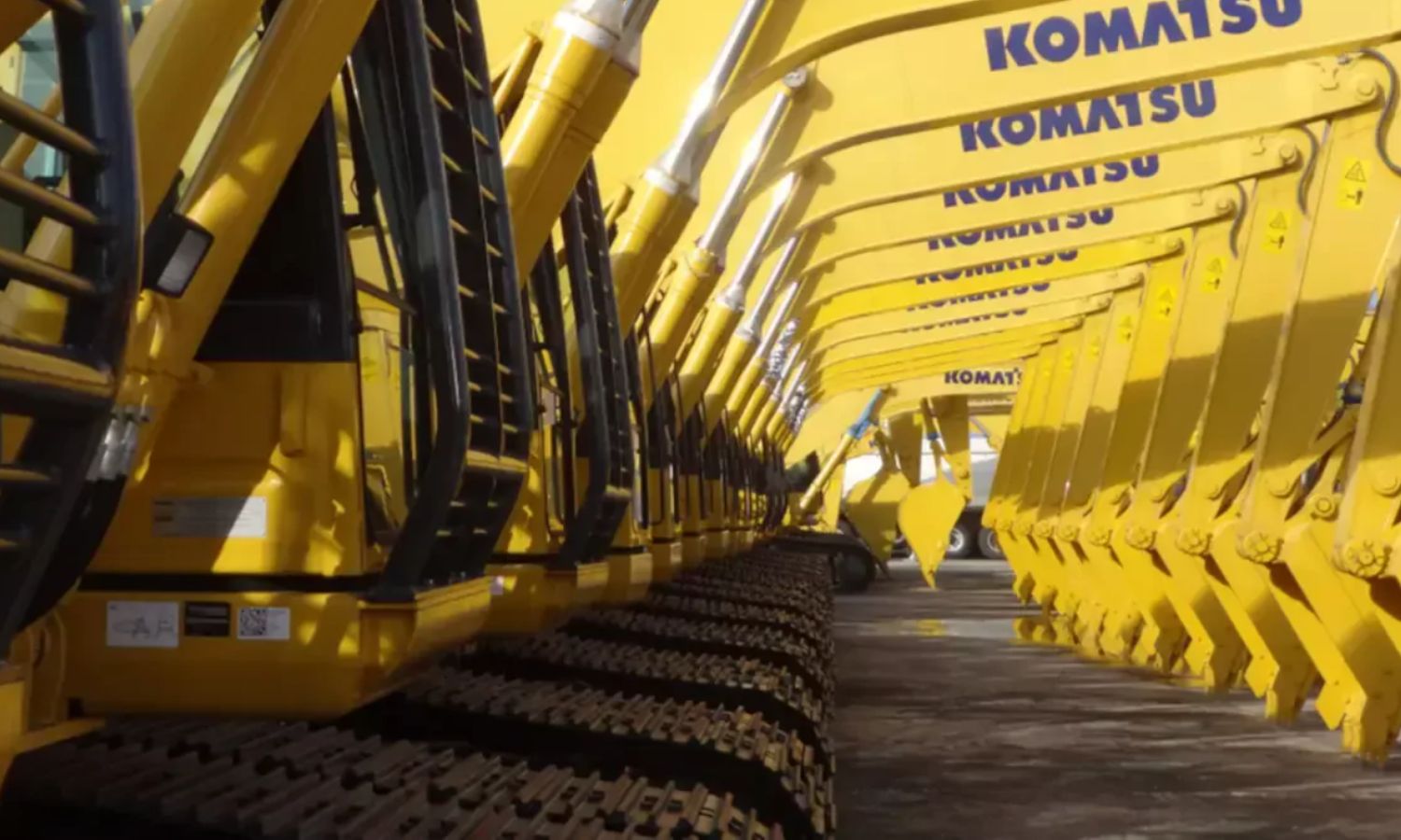 Ủy thác nhập khẩu máy móc cũ – Giải pháp tối ưu vốn cho doanh nghiệp Việt.